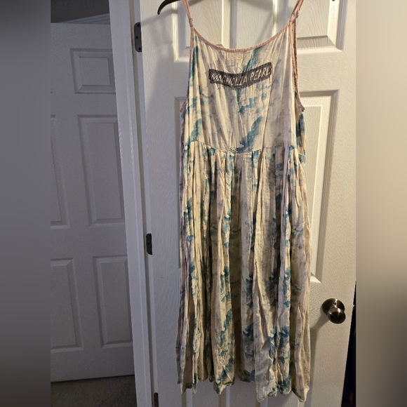 Cloud Dress - Picture 7 of 9